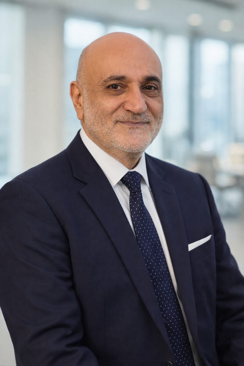 Lawyer Omar Al-Baghdadi — Lawyer and Legal Counsel, Founder of CounselO — 30+ years, 20,000+ cases
